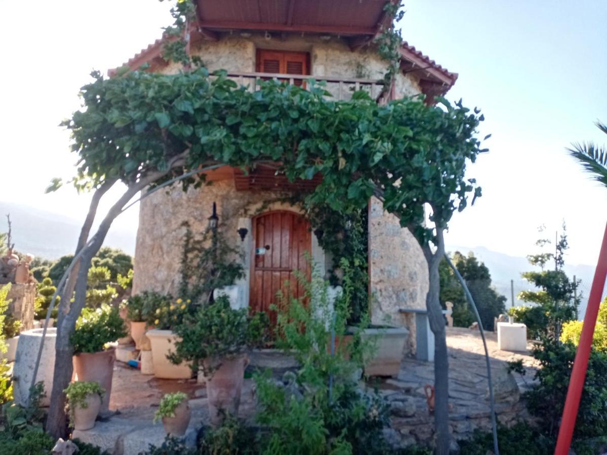 Traditional Windmill-Milos Kroustas Buitenkant foto