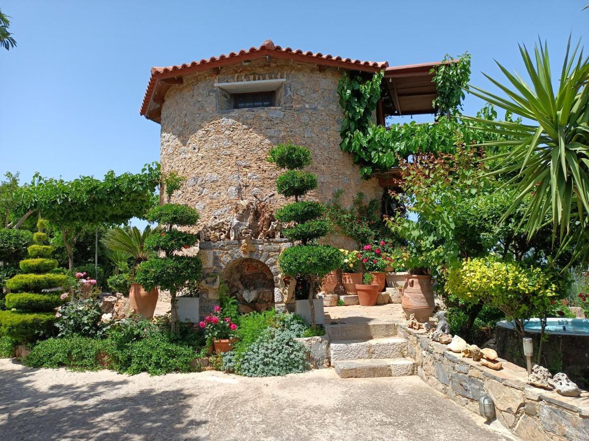 Traditional Windmill-Milos Kroustas Buitenkant foto